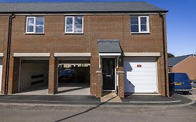 Number 27, Swanpool